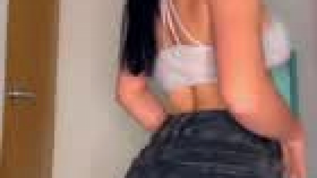 I would bang everyone who likes my teen ass :¨*