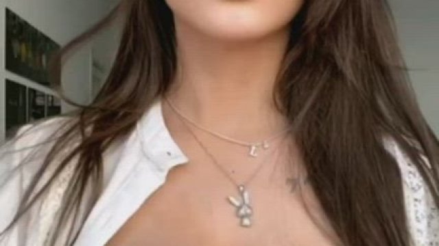 OMG SHE IS SO Hot WITH Huge NATURAL TITS (ALL OF HER CONTENT IN THE COMENT)