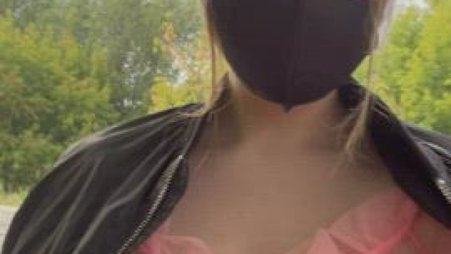 I just wanted to make a video in my new top.. I wasn't expecting this man :) [f]