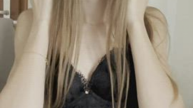 Let my boobs be your antistress sextoy