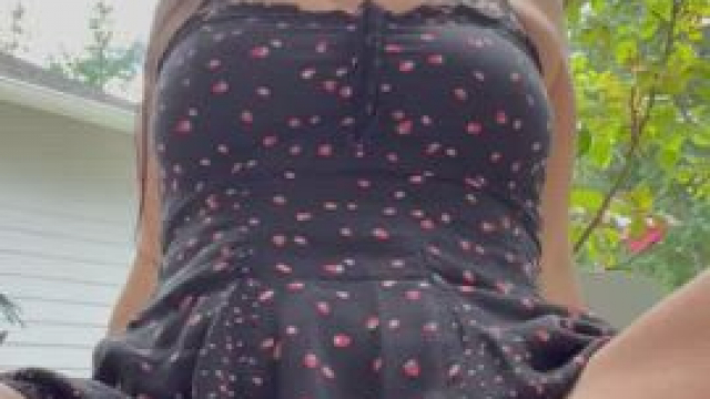 Would you consider dating a Latina lady