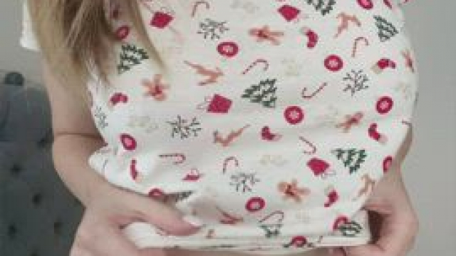 huge and soft [flash]