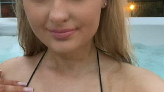 I was so shy to get my tits out at this public sexy tub