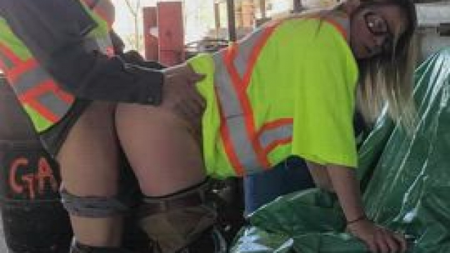 boss makes a dollar while i make a dime, thats why i bang on company time