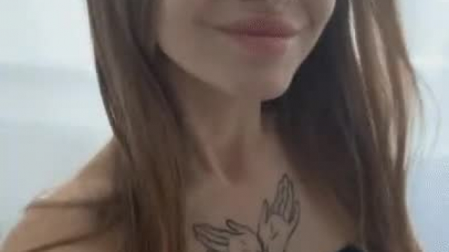 I lift up my tshirt and then * Boom * huge boobs