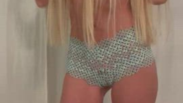 If you want my body and you think I'm sexy come on sugar let me know