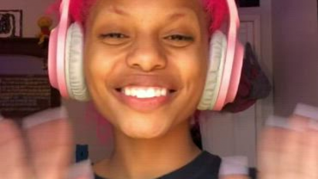 do i look like a 2001 whore ?