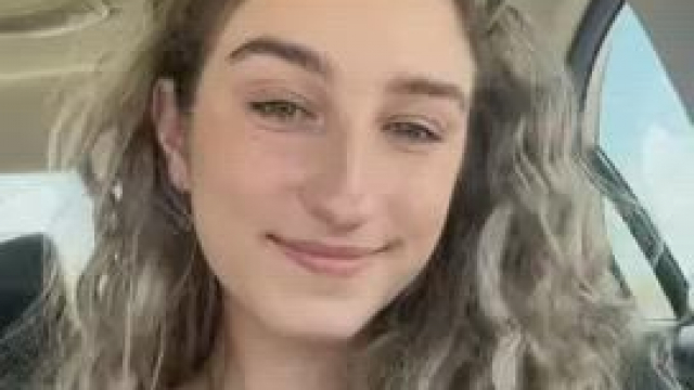 I’m a beautiful pleasant passenger ;) [GIF]