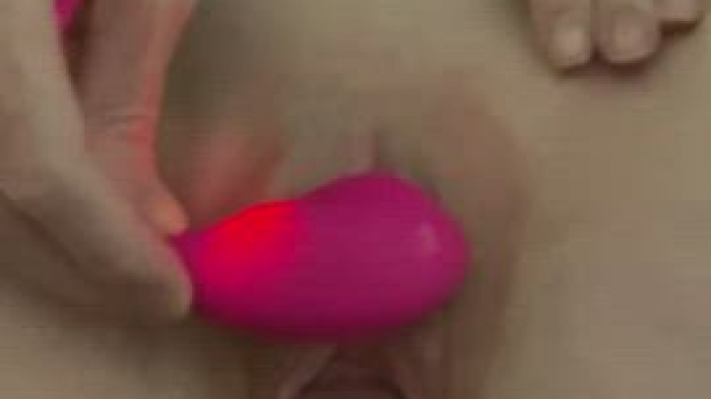 Love squirting on a thick penis