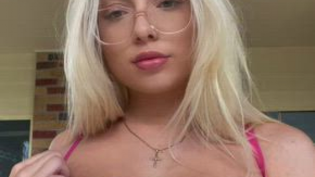 Something about a chick with glasses