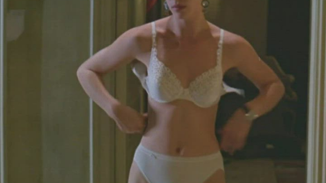 Kate Beckinsale - Pretty young plot in 'Uncovered'