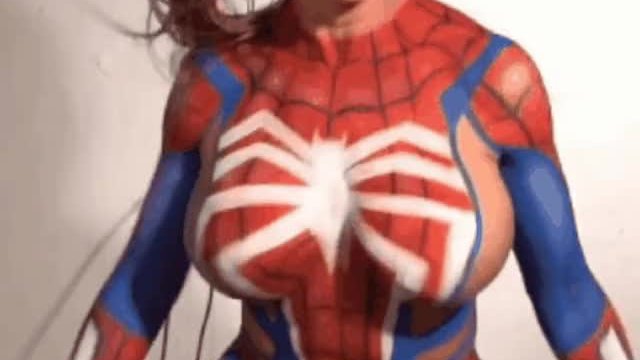 Sexy spider slut