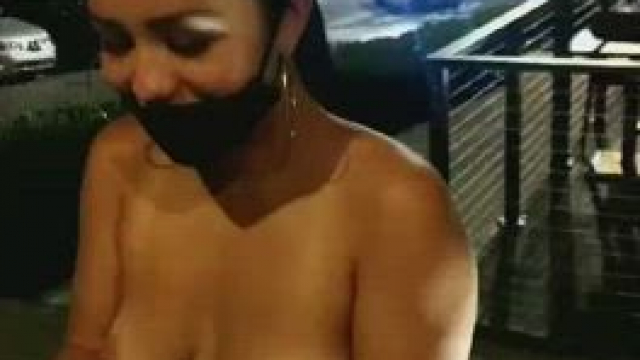 Naked whore does not mind police watching