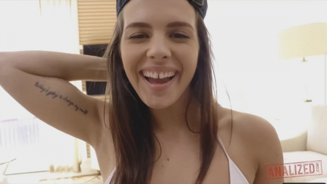 Cute whore loves cum !