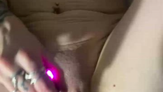 Stuff my cunt all the way up