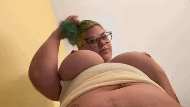 Am i too fat, or would you bang me anyways?