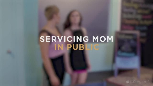Ryan Keely, Freya Parker - Servicing Mom In Public