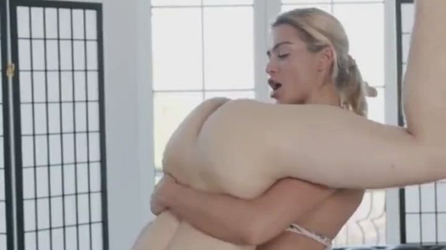 Blonde Loves To Blow A Dick Standing